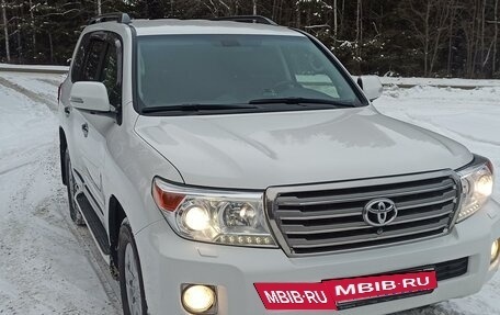 Toyota Land Cruiser 200, 2014 год, 4 700 000 рублей, 8 фотография