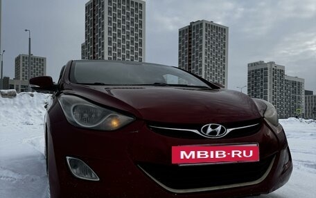 Hyundai Elantra V, 2012 год, 900 000 рублей, 13 фотография