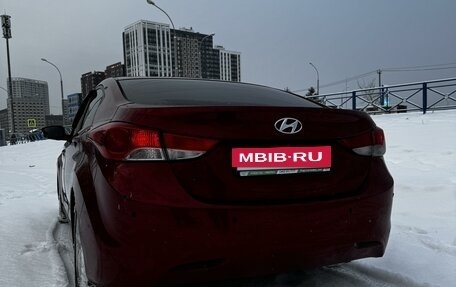 Hyundai Elantra V, 2012 год, 900 000 рублей, 10 фотография