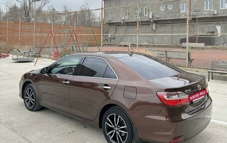 Toyota Camry, 2017 год, 2 630 000 рублей, 4 фотография