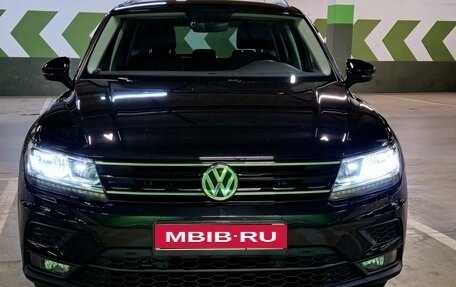 Volkswagen Tiguan II, 2017 год, 2 900 000 рублей, 1 фотография