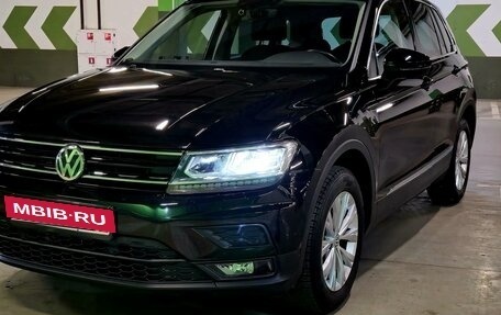 Volkswagen Tiguan II, 2017 год, 2 900 000 рублей, 3 фотография