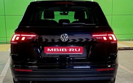 Volkswagen Tiguan II, 2017 год, 2 900 000 рублей, 4 фотография