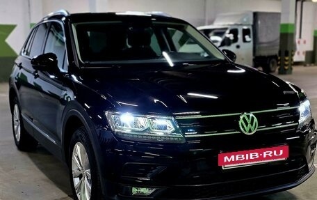 Volkswagen Tiguan II, 2017 год, 2 900 000 рублей, 2 фотография