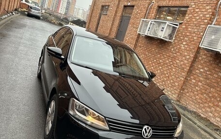 Volkswagen Jetta VI, 2011 год, 947 000 рублей, 11 фотография