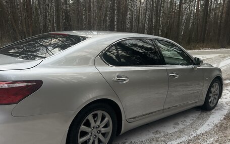 Lexus LS IV, 2008 год, 1 780 000 рублей, 10 фотография