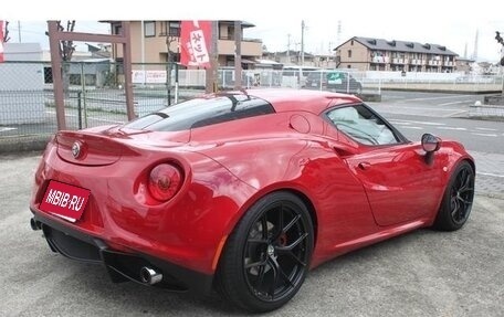 Alfa Romeo 4C, 2015 год, 6 900 000 рублей, 1 фотография