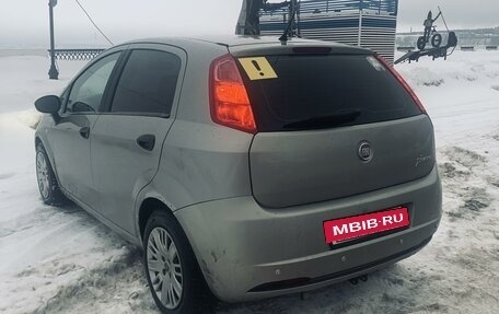 Fiat Punto III Punto Evo рестайлинг, 2008 год, 380 000 рублей, 3 фотография