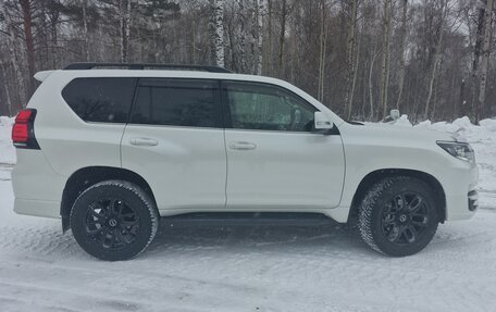 Toyota Land Cruiser Prado 150 рестайлинг 2, 2019 год, 5 700 000 рублей, 5 фотография