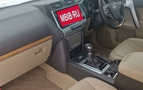 Toyota Land Cruiser Prado 150 рестайлинг 2, 2019 год, 5 700 000 рублей, 9 фотография