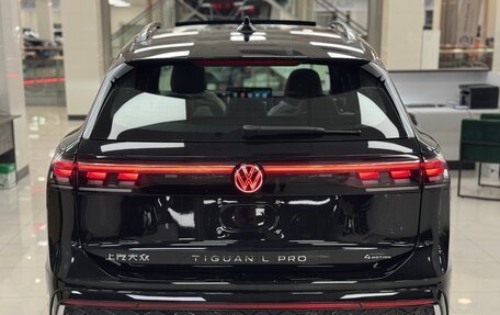 Volkswagen Tiguan, 2025 год, 4 850 000 рублей, 6 фотография