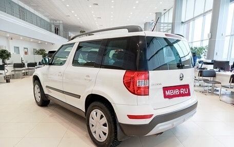 Skoda Yeti I рестайлинг, 2014 год, 1 260 000 рублей, 11 фотография