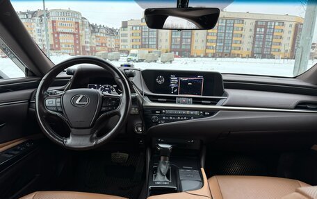 Lexus ES VII, 2019 год, 4 450 000 рублей, 18 фотография