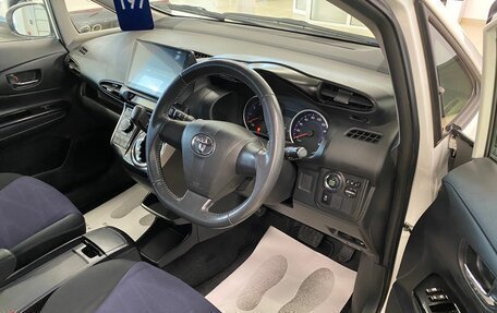 Toyota Wish II, 2012 год, 1 799 999 рублей, 10 фотография