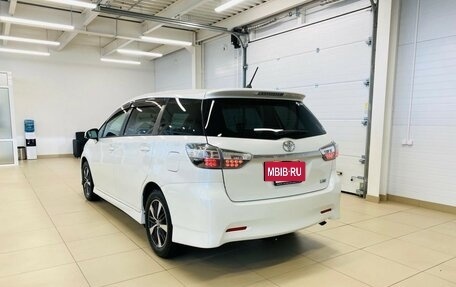 Toyota Wish II, 2012 год, 1 799 999 рублей, 4 фотография