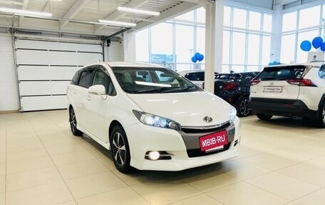 Toyota Wish II, 2012 год, 1 799 999 рублей, 8 фотография