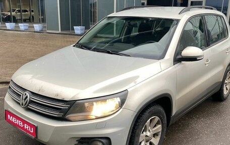 Volkswagen Tiguan I, 2012 год, 1 447 000 рублей, 1 фотография