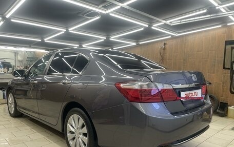 Honda Accord IX рестайлинг, 2013 год, 1 750 000 рублей, 7 фотография