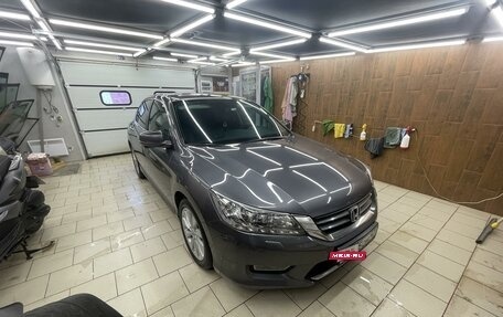 Honda Accord IX рестайлинг, 2013 год, 1 750 000 рублей, 5 фотография