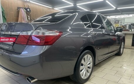 Honda Accord IX рестайлинг, 2013 год, 1 750 000 рублей, 6 фотография