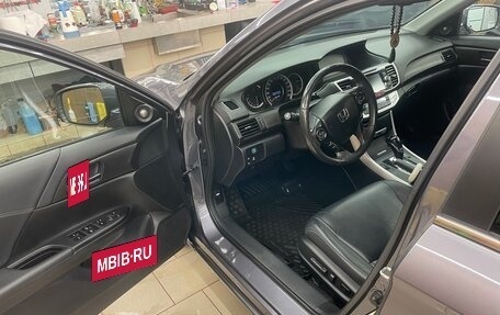 Honda Accord IX рестайлинг, 2013 год, 1 750 000 рублей, 8 фотография