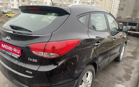 Hyundai ix35 I рестайлинг, 2011 год, 1 300 000 рублей, 4 фотография