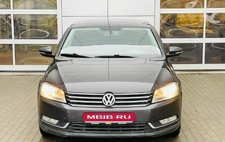 Volkswagen Passat B7, 2011 год, 855 000 рублей, 2 фотография