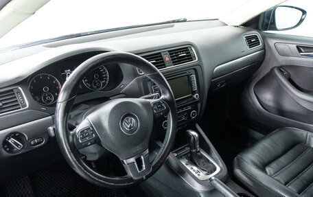 Volkswagen Jetta VI, 2012 год, 1 191 400 рублей, 11 фотография