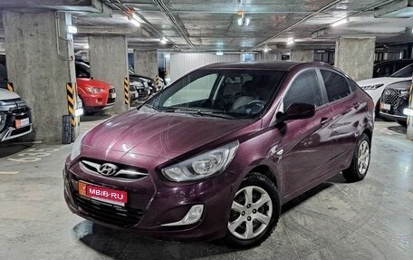 Hyundai Solaris II рестайлинг, 2012 год, 960 000 рублей, 1 фотография