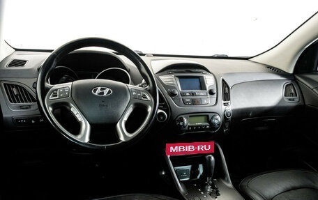 Hyundai ix35 I рестайлинг, 2015 год, 1 249 000 рублей, 11 фотография