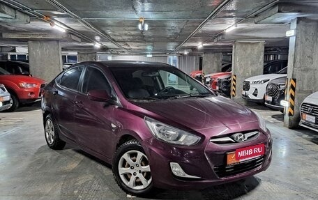 Hyundai Solaris II рестайлинг, 2012 год, 960 000 рублей, 7 фотография