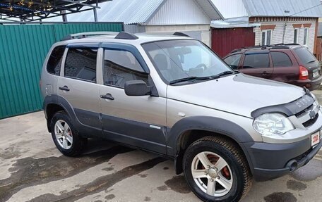 Chevrolet Niva I рестайлинг, 2011 год, 650 000 рублей, 10 фотография