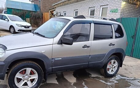 Chevrolet Niva I рестайлинг, 2011 год, 650 000 рублей, 9 фотография