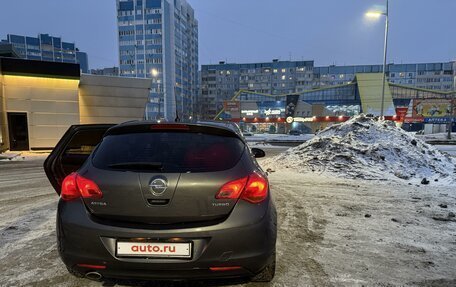 Opel Astra J, 2010 год, 700 000 рублей, 3 фотография