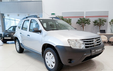 Renault Duster I рестайлинг, 2012 год, 700 000 рублей, 3 фотография