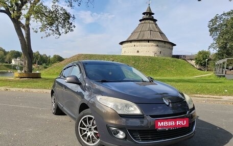 Renault Megane III, 2013 год, 600 000 рублей, 12 фотография