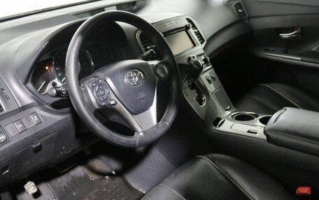 Toyota Venza I, 2013 год, 2 290 000 рублей, 15 фотография