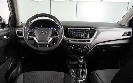 Hyundai Solaris II рестайлинг, 2017 год, 1 499 000 рублей, 6 фотография