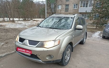 Mitsubishi Outlander III рестайлинг 3, 2008 год, 1 190 000 рублей, 8 фотография