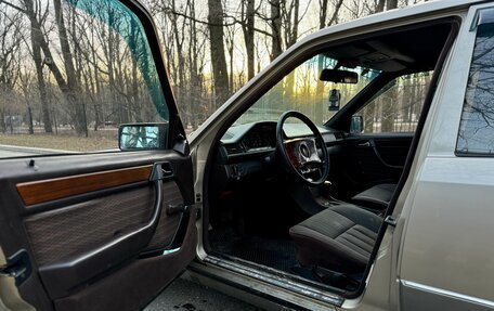 Mercedes-Benz W124, 1989 год, 370 000 рублей, 9 фотография