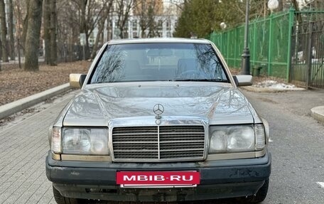 Mercedes-Benz W124, 1989 год, 370 000 рублей, 2 фотография