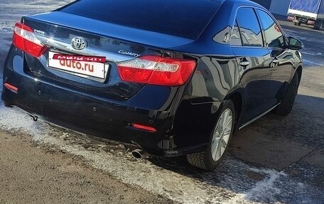 Toyota Camry, 2012 год, 2 000 000 рублей, 16 фотография