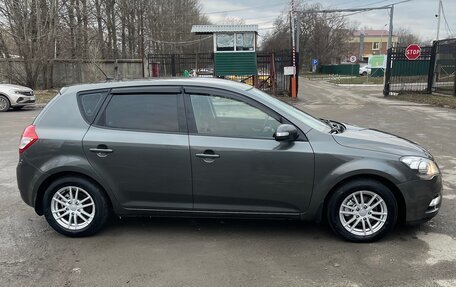 KIA cee'd I рестайлинг, 2011 год, 865 000 рублей, 4 фотография