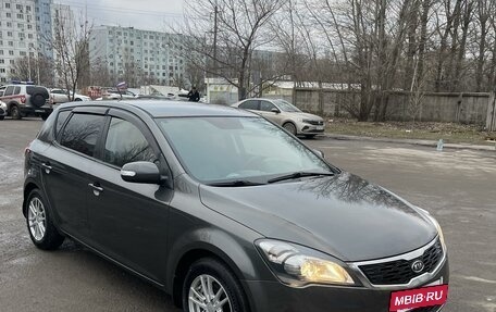 KIA cee'd I рестайлинг, 2011 год, 865 000 рублей, 11 фотография