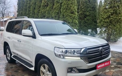 Toyota Land Cruiser 200, 2015 год, 7 000 000 рублей, 1 фотография