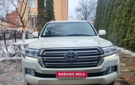 Toyota Land Cruiser 200, 2015 год, 7 000 000 рублей, 4 фотография