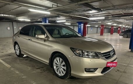 Honda Accord IX рестайлинг, 2013 год, 2 100 000 рублей, 2 фотография