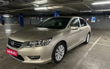 Honda Accord IX рестайлинг, 2013 год, 2 100 000 рублей, 3 фотография