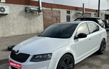 Skoda Octavia, 2017 год, 1 698 000 рублей, 2 фотография