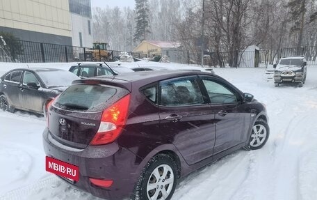 Hyundai Solaris II рестайлинг, 2012 год, 690 000 рублей, 5 фотография